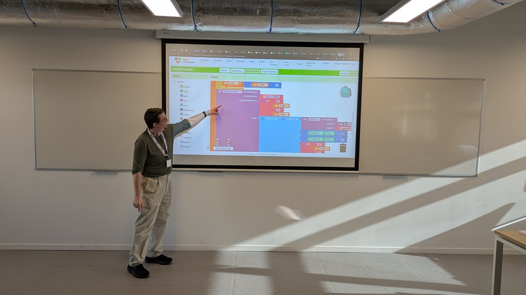 Evan demonstrates an app for data collection using the Spreadsheet component